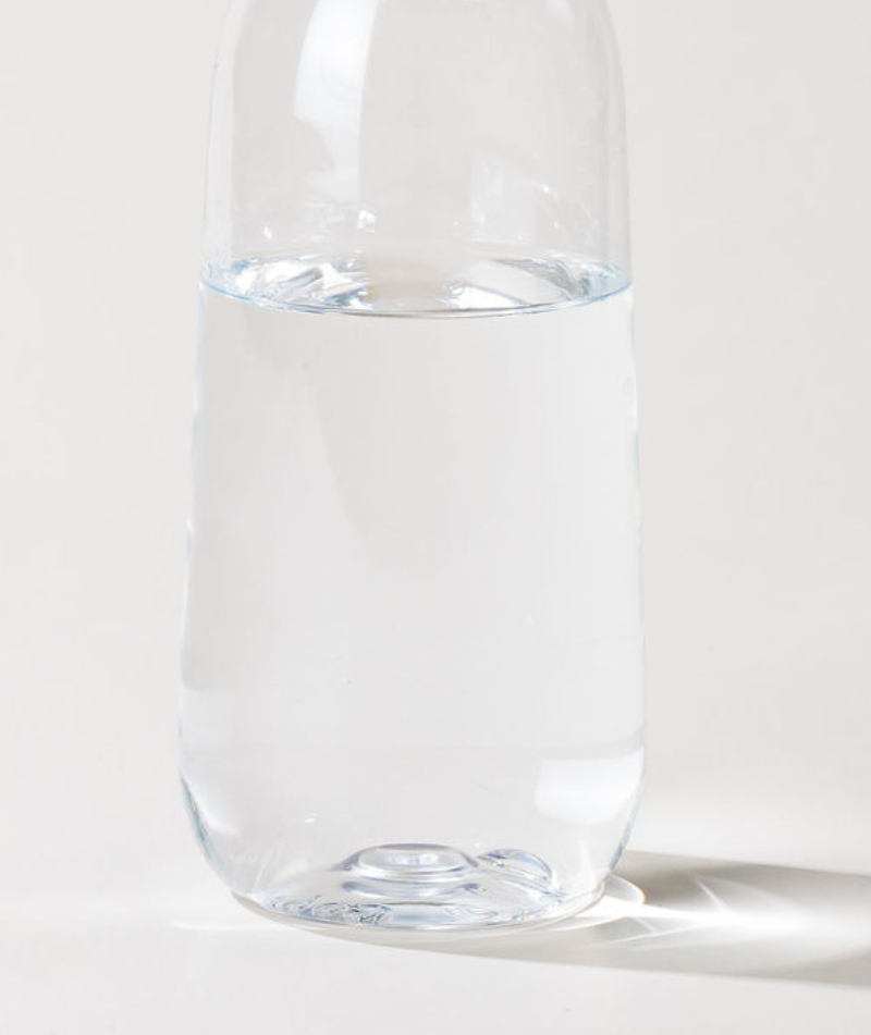 zoom bouteille plastique transparence