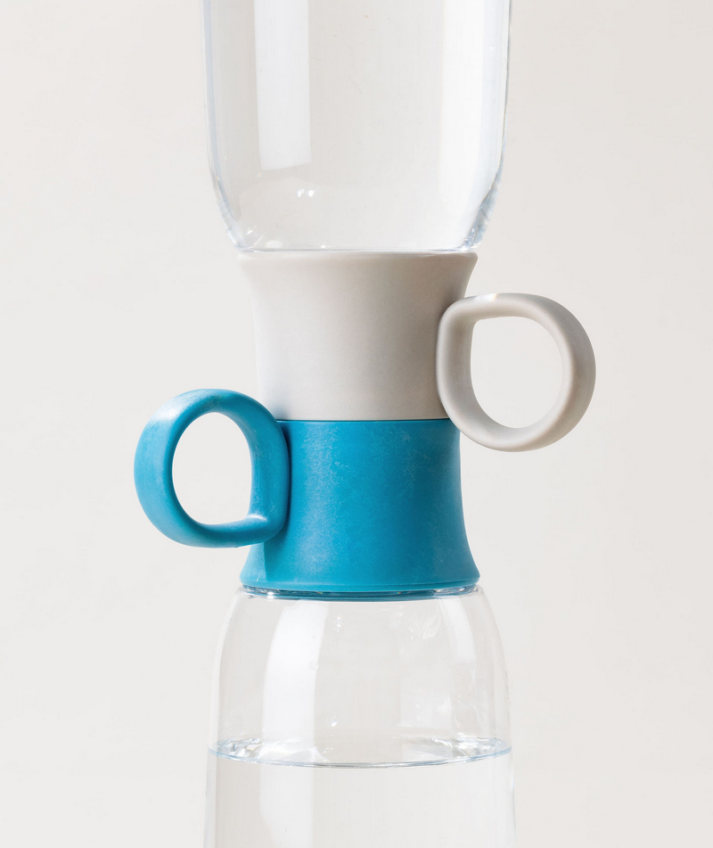 gourdes plastiques grège et bleu océan